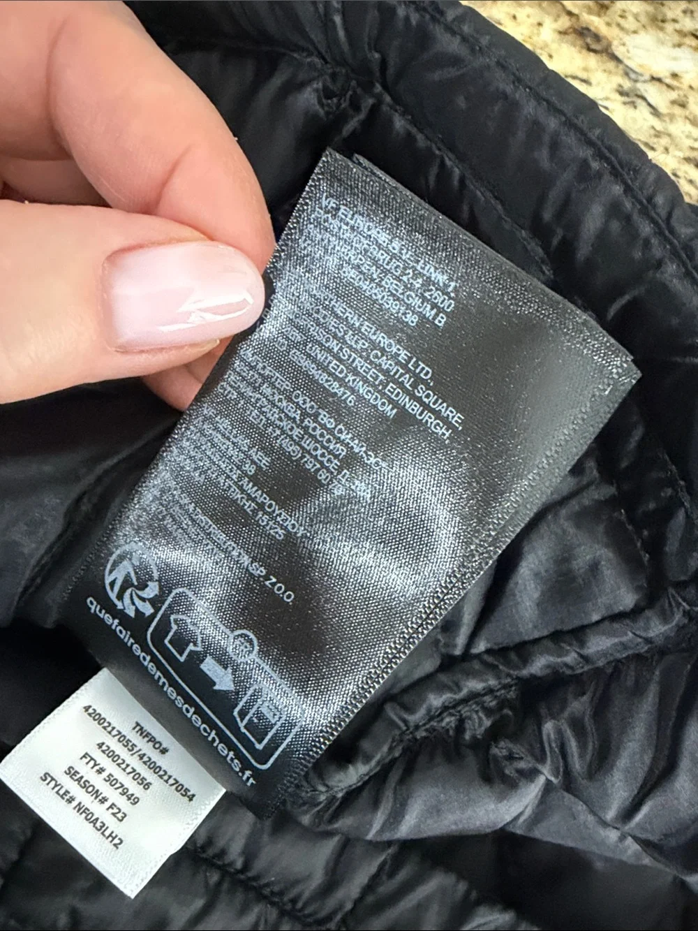 The North Face ThermoBall Jacket Men’s Large Black Insulated IOTR Logo NWT
